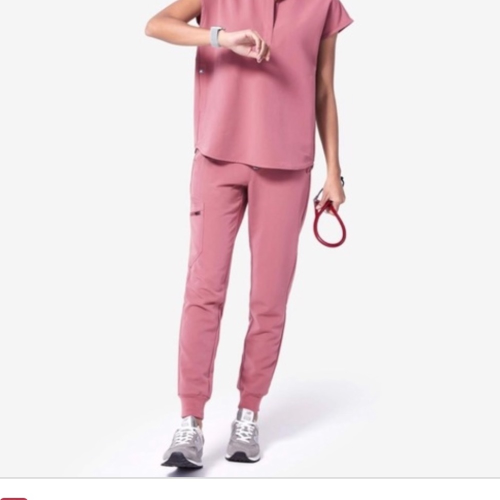 FIGS Zamora joggers